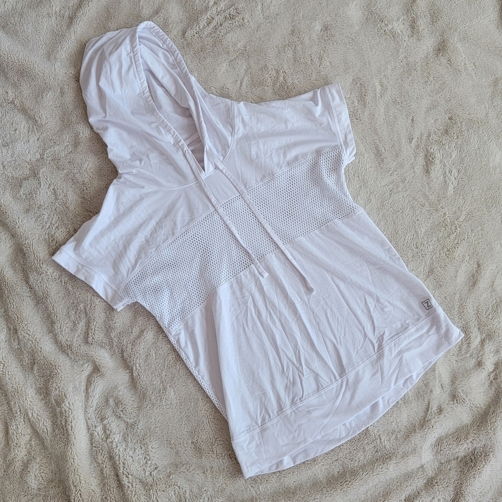 Zobha Hooded Tee
